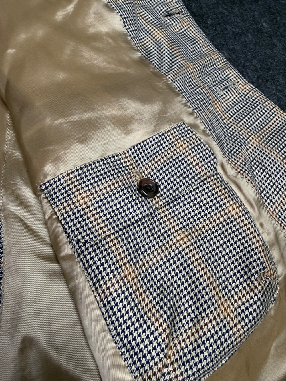 Ralph Lauren Beige and Gray Glen Plaid Sport Coat - Picture 5 of 8